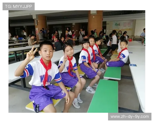 全面回顾步丰杰在绿茵场上不断进阶的精彩职业足球生涯发展历程